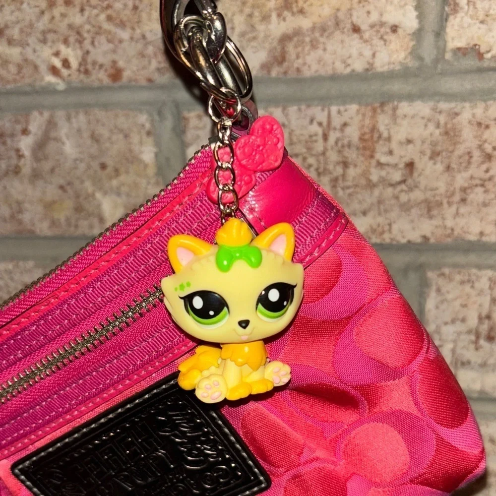 Repurposed Littlest Pet Shop Lemon Kitty Keychain – Sweet & Citrusy